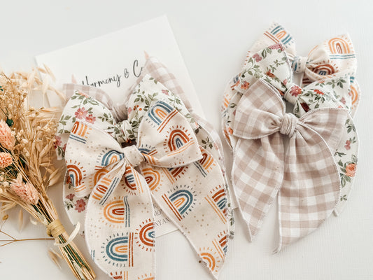 Vintage Flower Fable Hair Bow