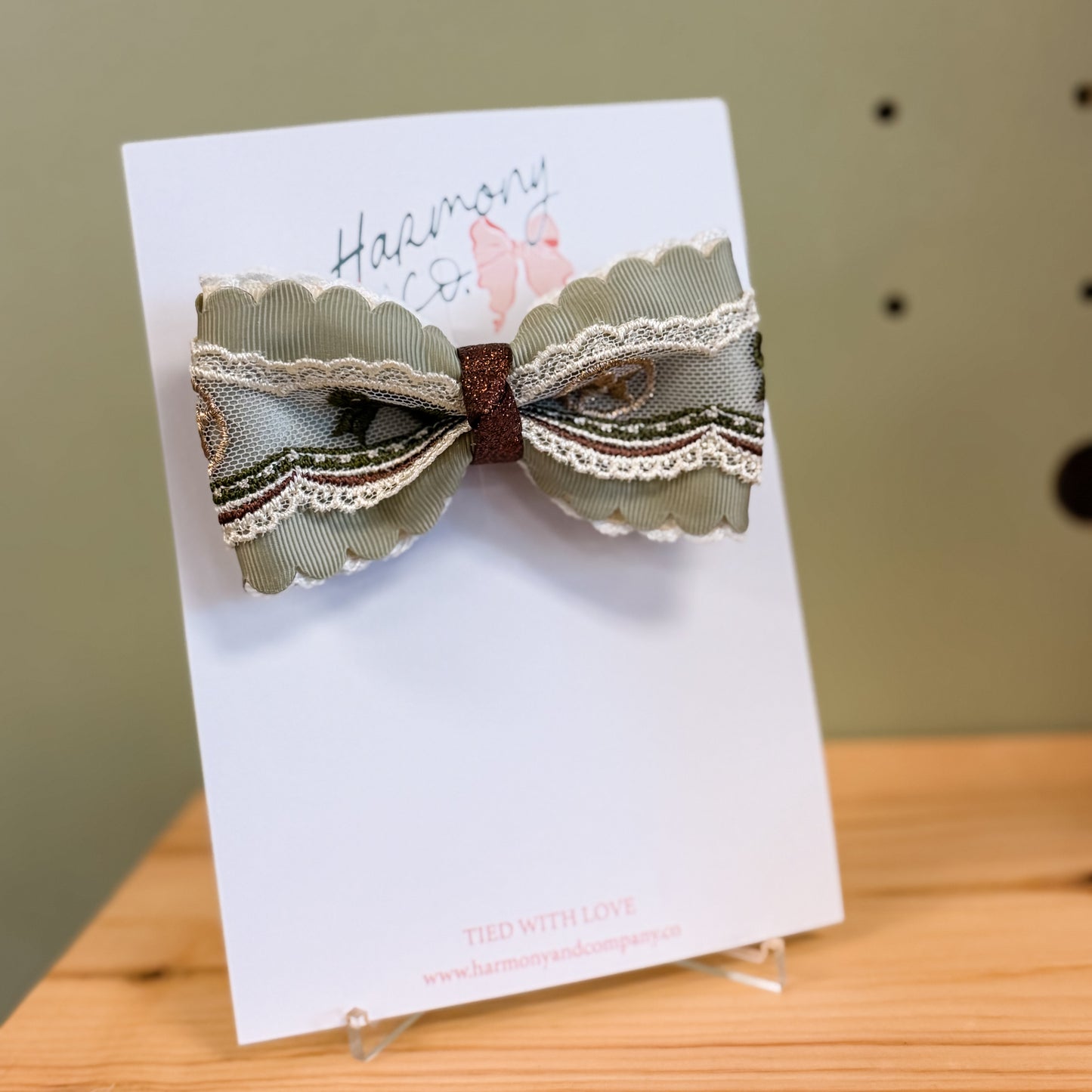 Cherished Threads Classic Bow
