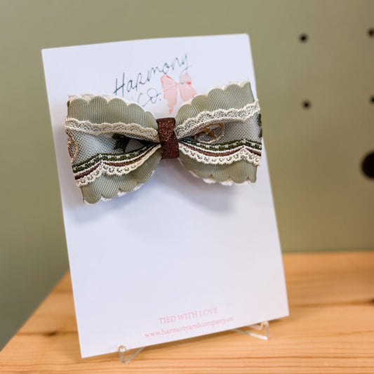 Cherished Threads Classic Bow