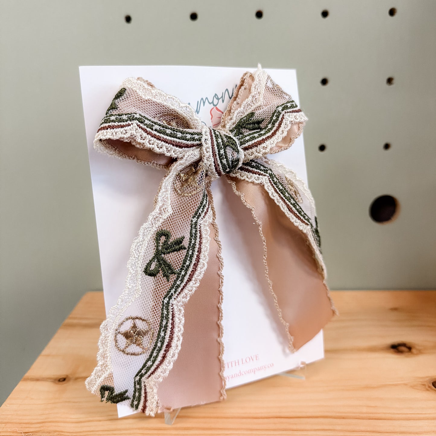 The Cherished Military Lace - Fable Bow