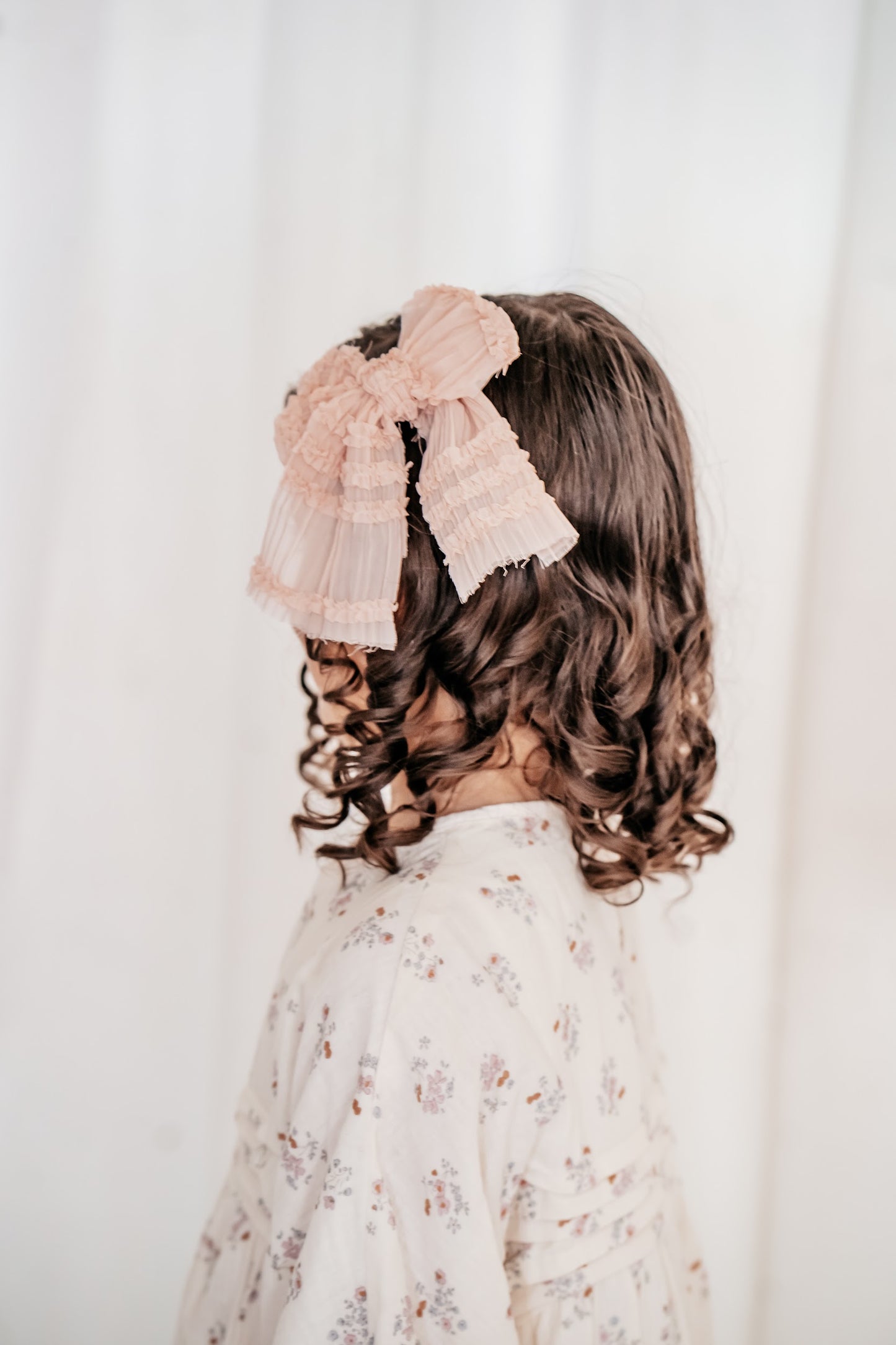 Frankie - The Vintage Ruffle Bow