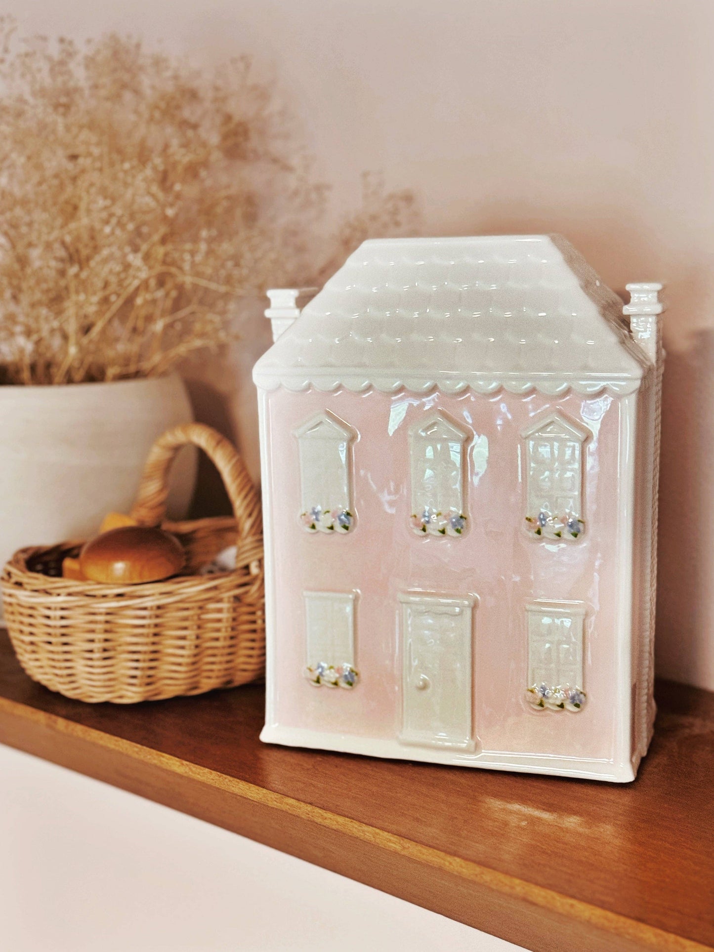 Dolly's House Pink Ceramic Bank